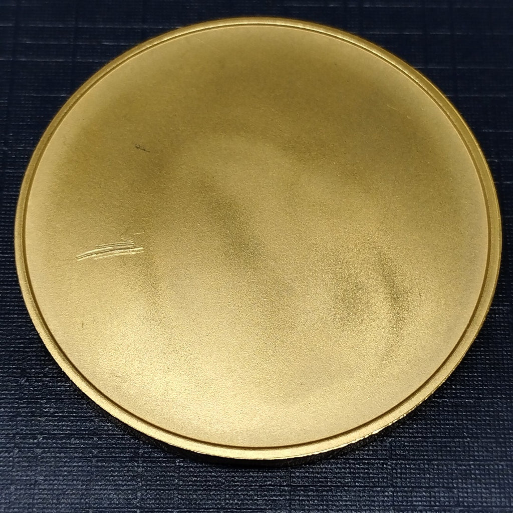 K1 42 GRMS 21 K IDENTIFICACIÓN MEDALLA CONMEMORATIVA MATERIALES ORO (SEMINUEVO)
