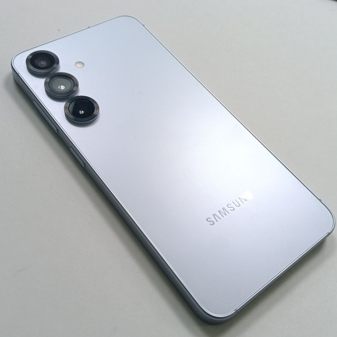 CELULAR SAMSUNG GALAXY S25 SM-S931B (2025) 256 GB 12 GB RAM (SEMINUEVO)