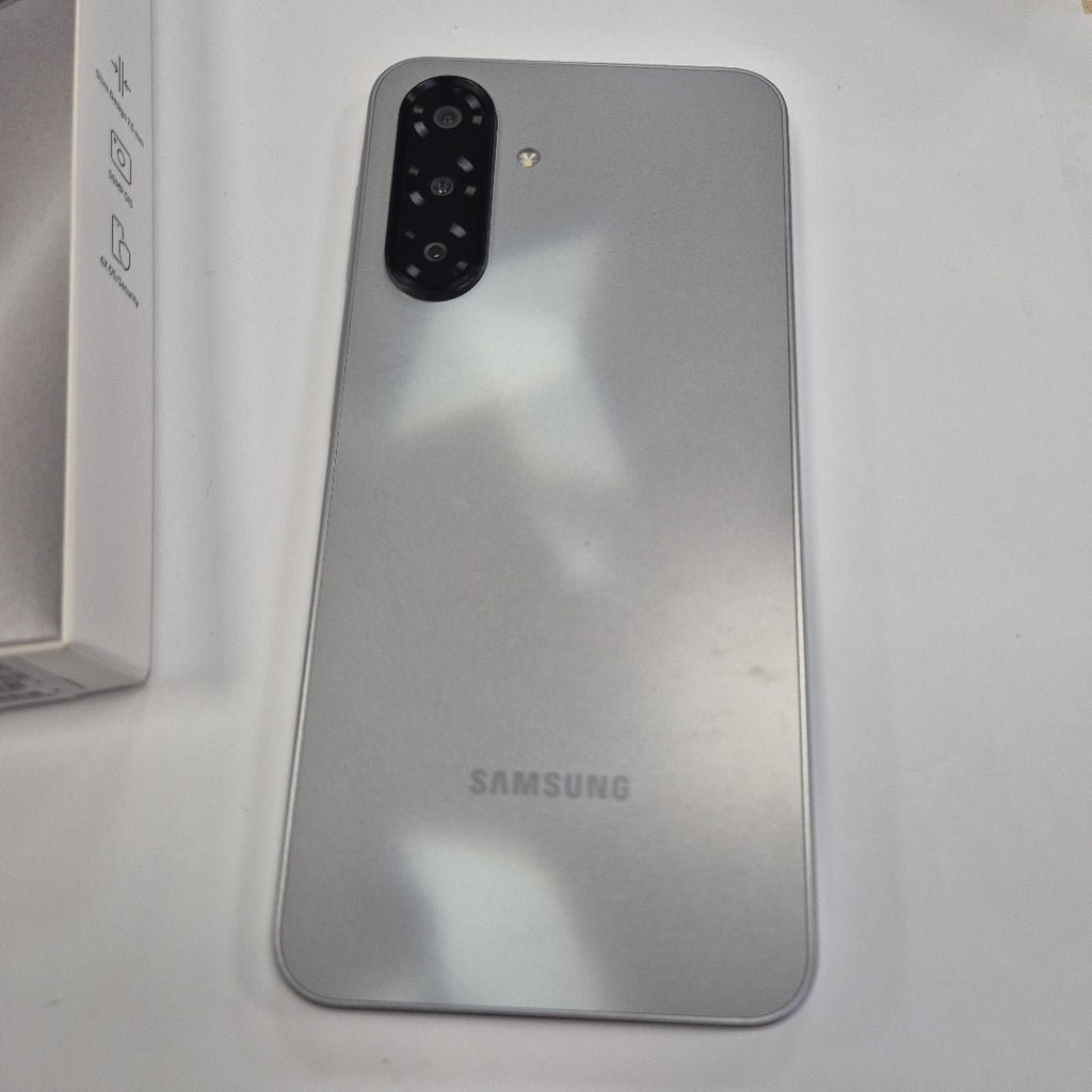 CELULAR SAMSUNG GALAXY A17 SM-A175F (2025) 128 GB 4 GB RAM (SEMINUEVO)