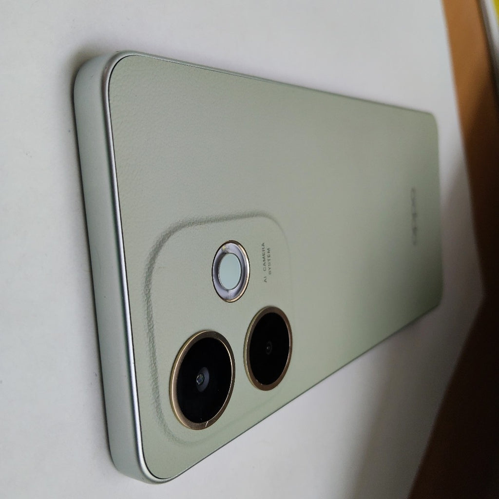 CELULAR OPPO A5 PRO CPH2711 (2025) 256 GB 8 GB RAM (SEMINUEVO)