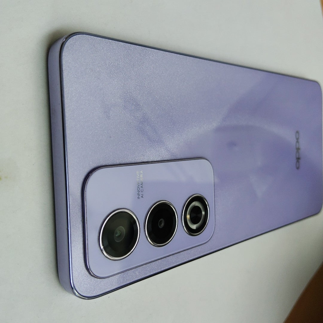 CELULAR OPPO A80 5G CPH2639 (2024) 256 GB 8 GB RAM (SEMINUEVO)