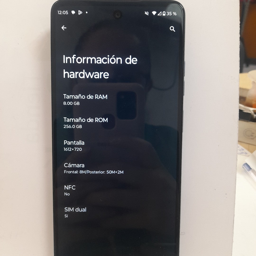 CELULAR MOTOROLA MOTO G24 POWER XT2425-1 (2024) 256 GB 8 GB RAM (SEMINUEVO)
