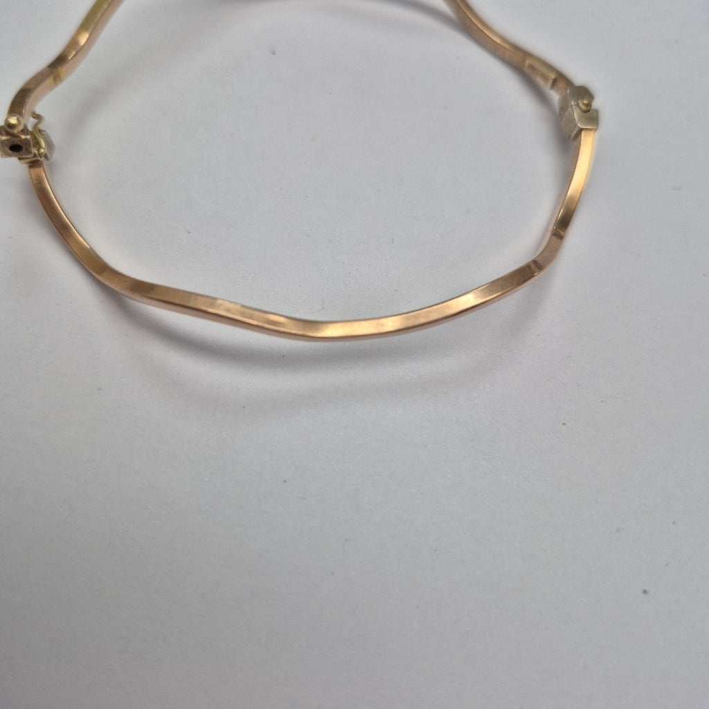 PULSERA RIGIDA ORO 14 K 3.4 GRMS (SEMINUEVO)