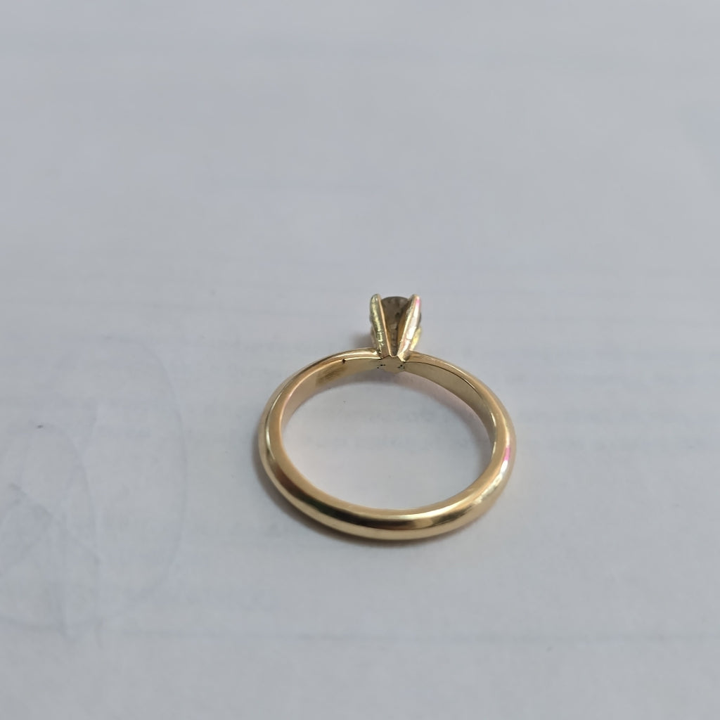 SOLITARIO ORO 14 K 2.9 GRMS (SEMINUEVO)