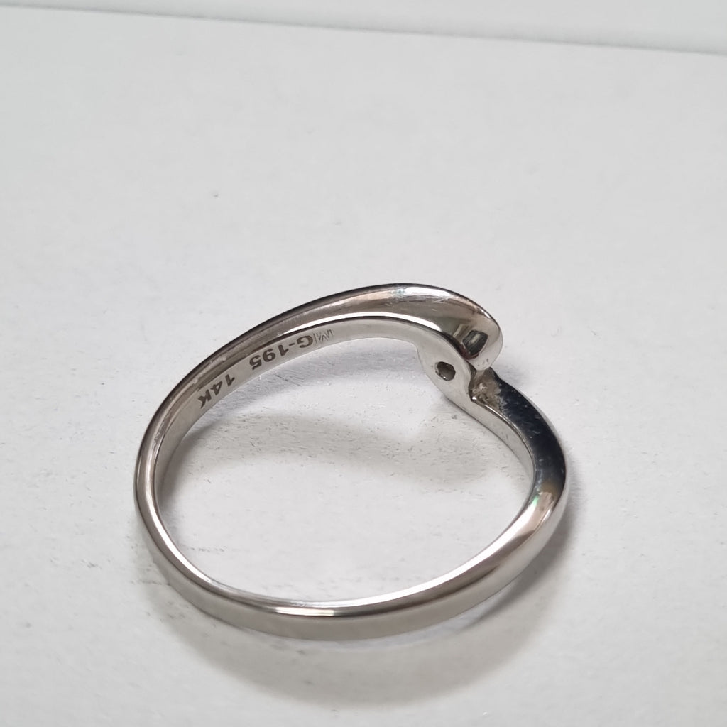 ANILLITO ORO BLANCO 14 K 2.2 GRMS (SEMINUEVO)