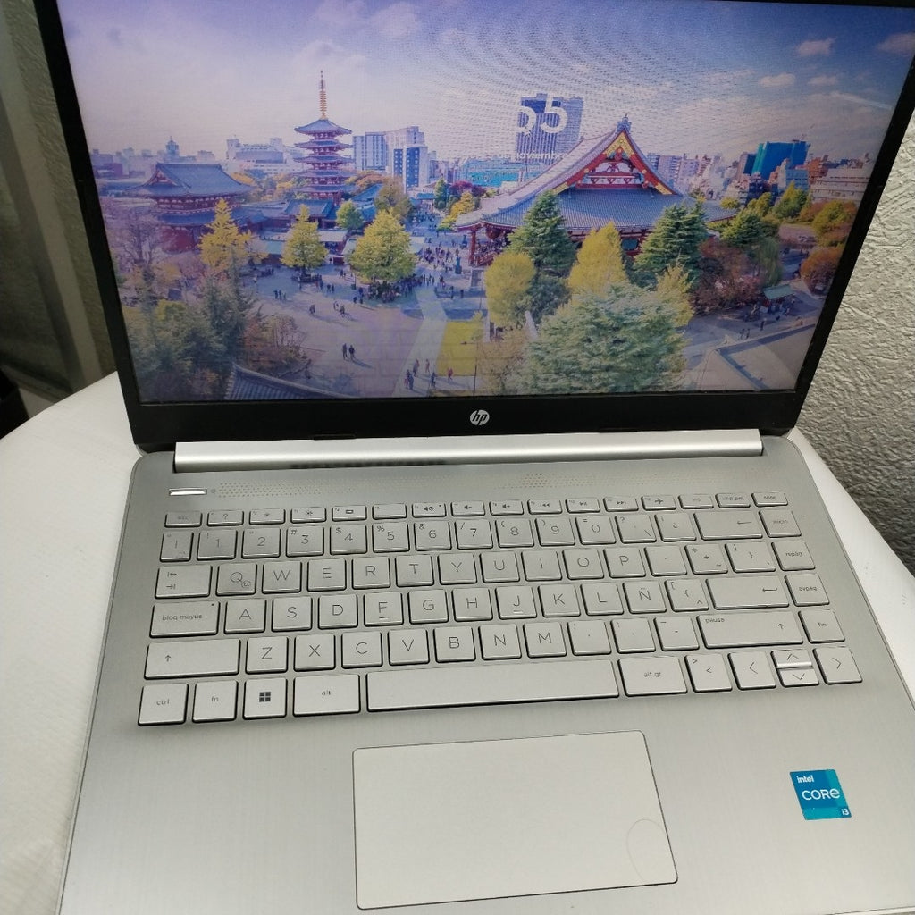 LAPTOP HP 14-DQ5032LA (2023) 512 GB SSD 8 GB RAM (SEMINUEVO)