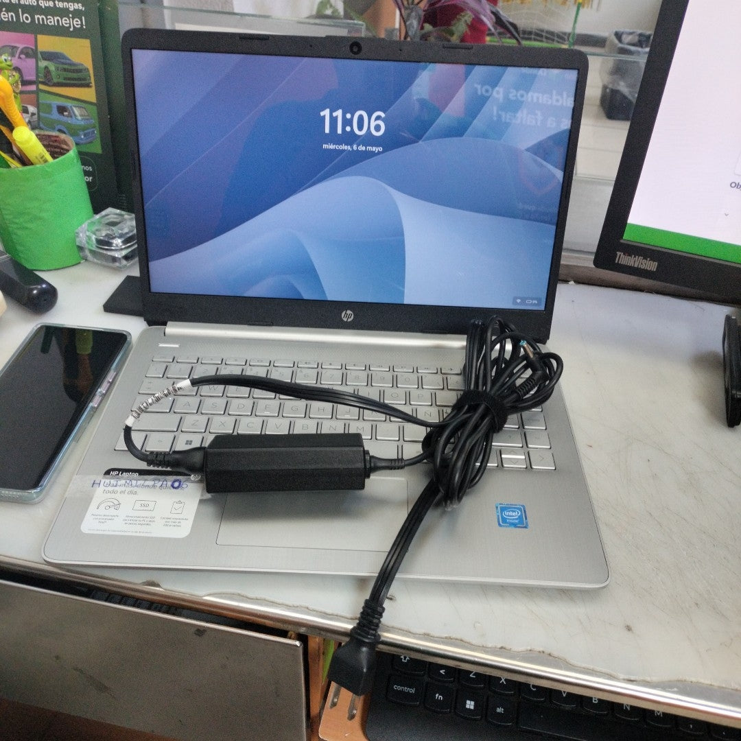 LAPTOP HP 14-DQ0527LA (2024) 256 GB SSD 8 GB RAM (SEMINUEVO)