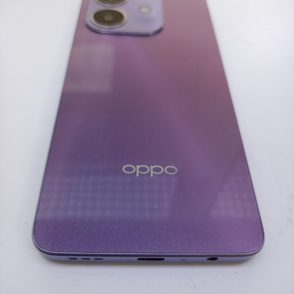 CELULAR OPPO A40 CPH2669 (2024) 256 GB 4 GB RAM (SEMINUEVO)