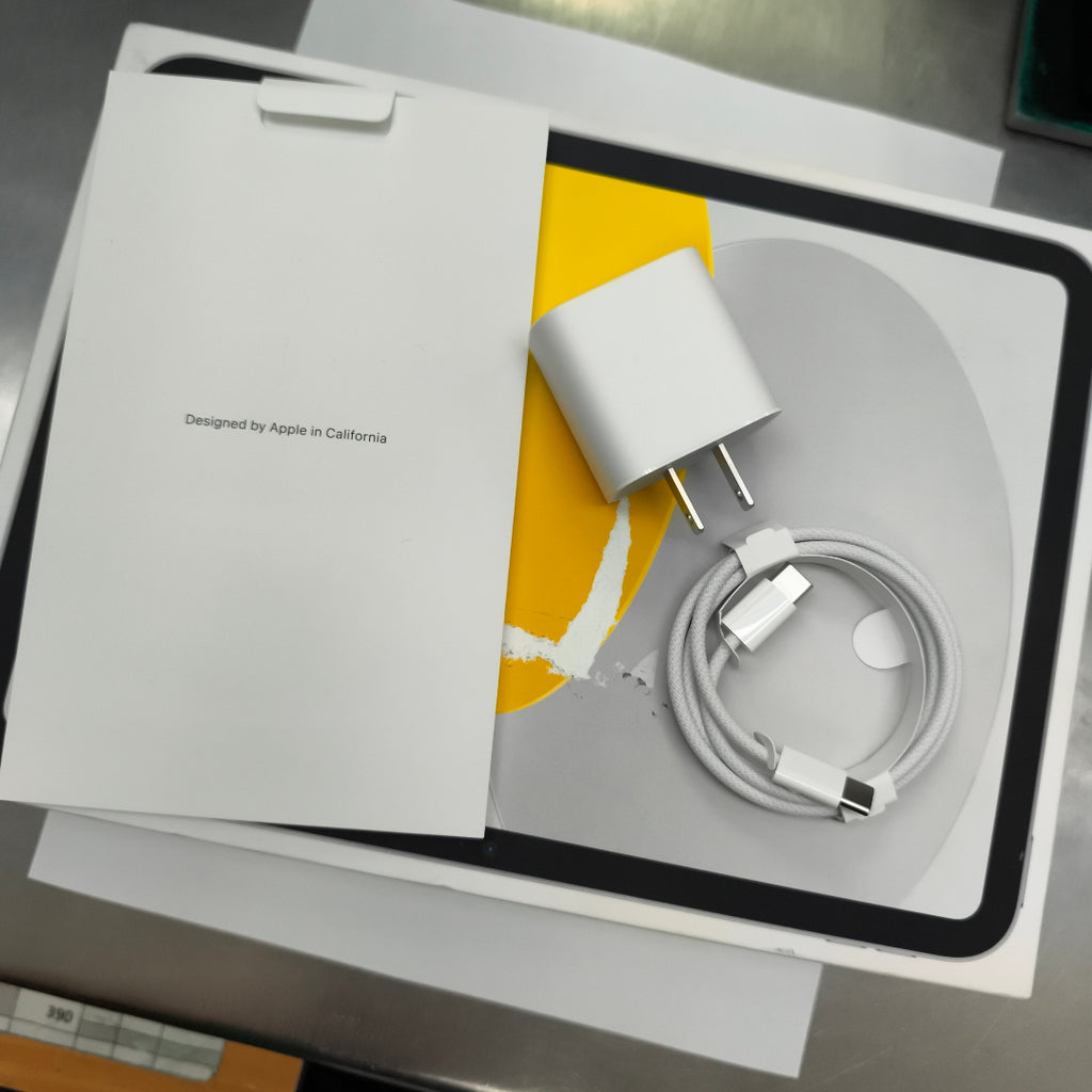 TABLETA APPLE IPAD A16 A3354 (2025) 128 GB 6 GB RAM (SEMINUEVO)