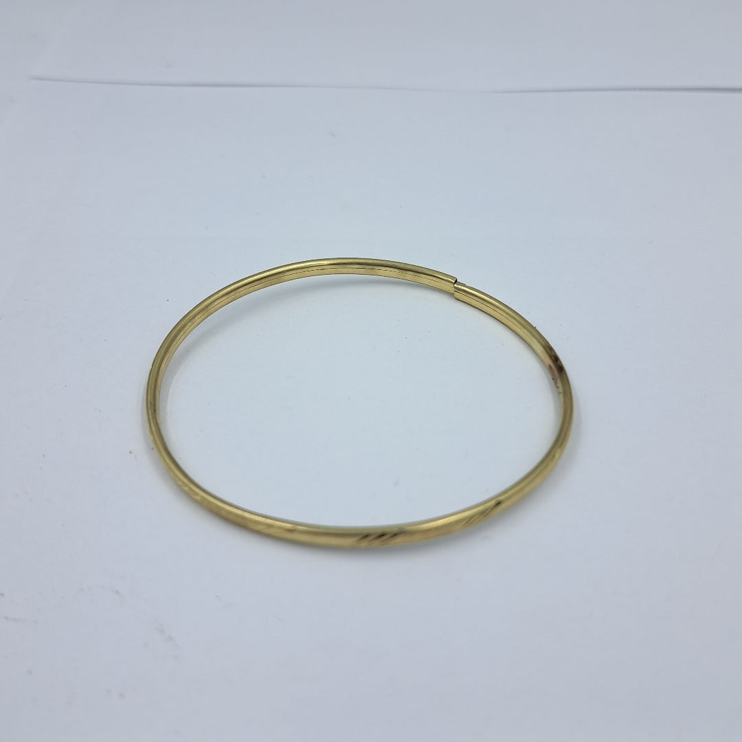 PULSERA RIGIDA ORO 10 K 3.8 GRMS (SEMINUEVO)