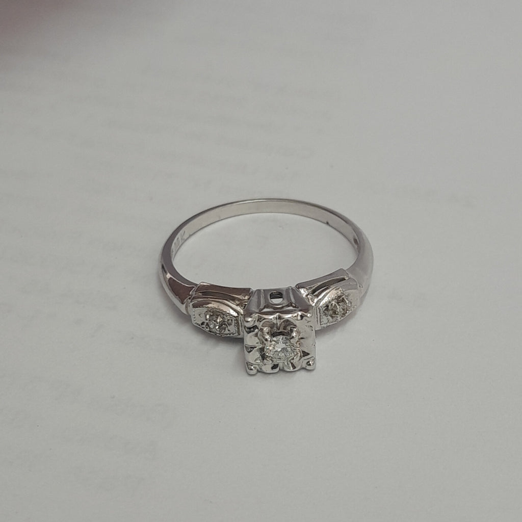 ANILLITO ORO, ORO BLANCO 14 K 1.8 GRMS (SEMINUEVO)