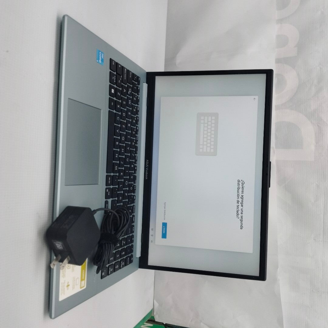 LAPTOP ASUS VIVOBOOK GO E1504GA-NJ127W (2023) 512 GB SSD 8 GB RAM (SEMINUEVO)