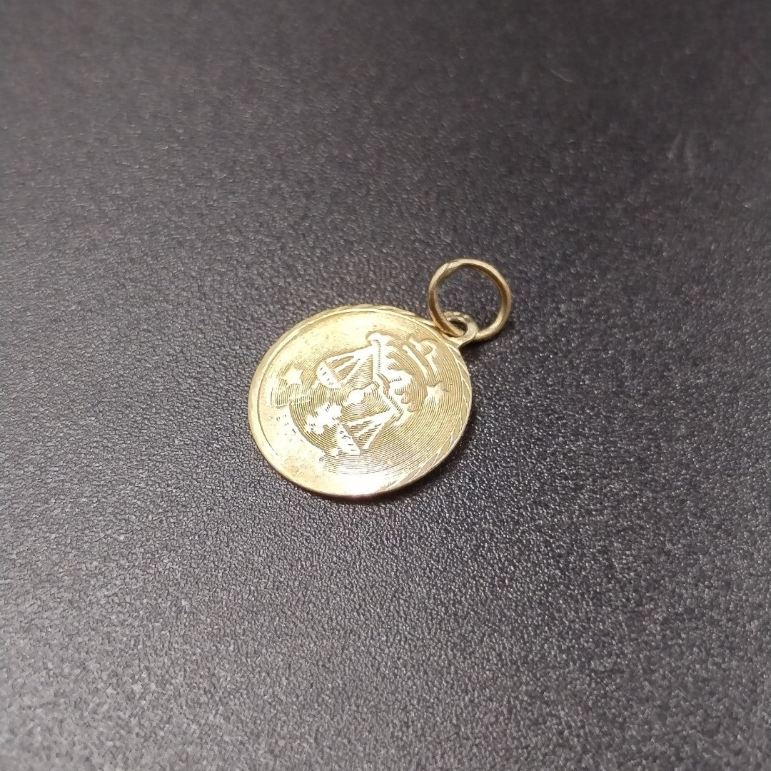DIJE,MEDALLA PERSONAL ORO 14 K 0,80 GRMS (SEMINUEVO)