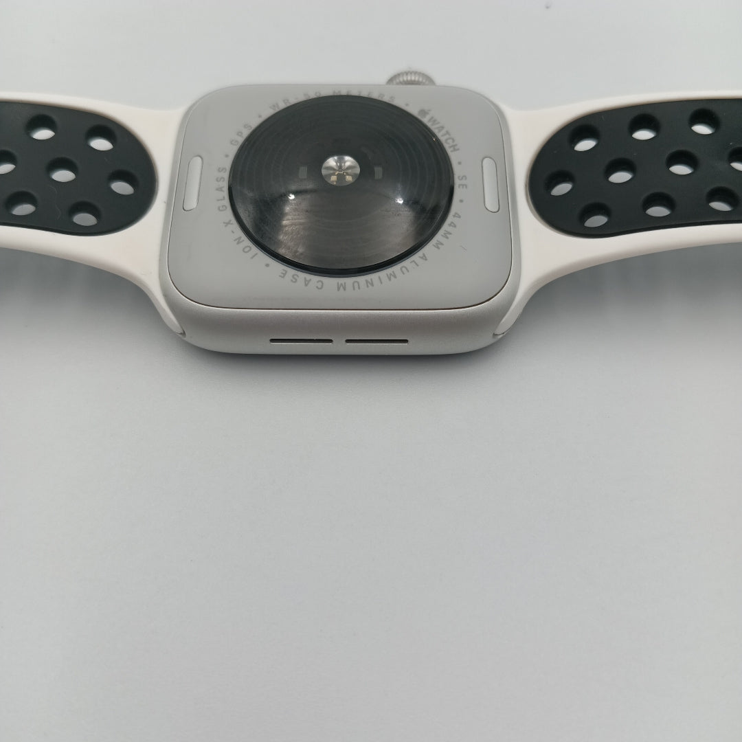 SMARTWATCH APPLE SE 2 ALUMINIO A2723 44 MM GPS (SEMINUEVO)