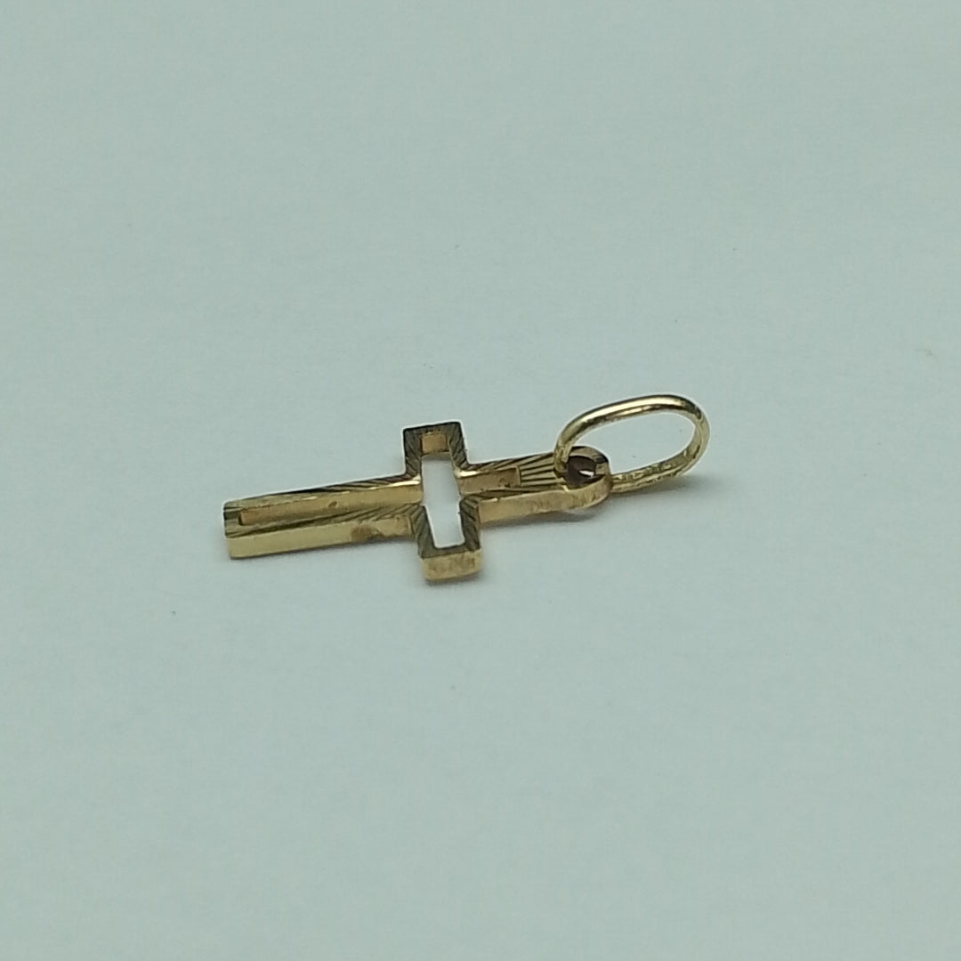 CRUZ ORO 14 K 0.6 GRMS (SEMINUEVO)
