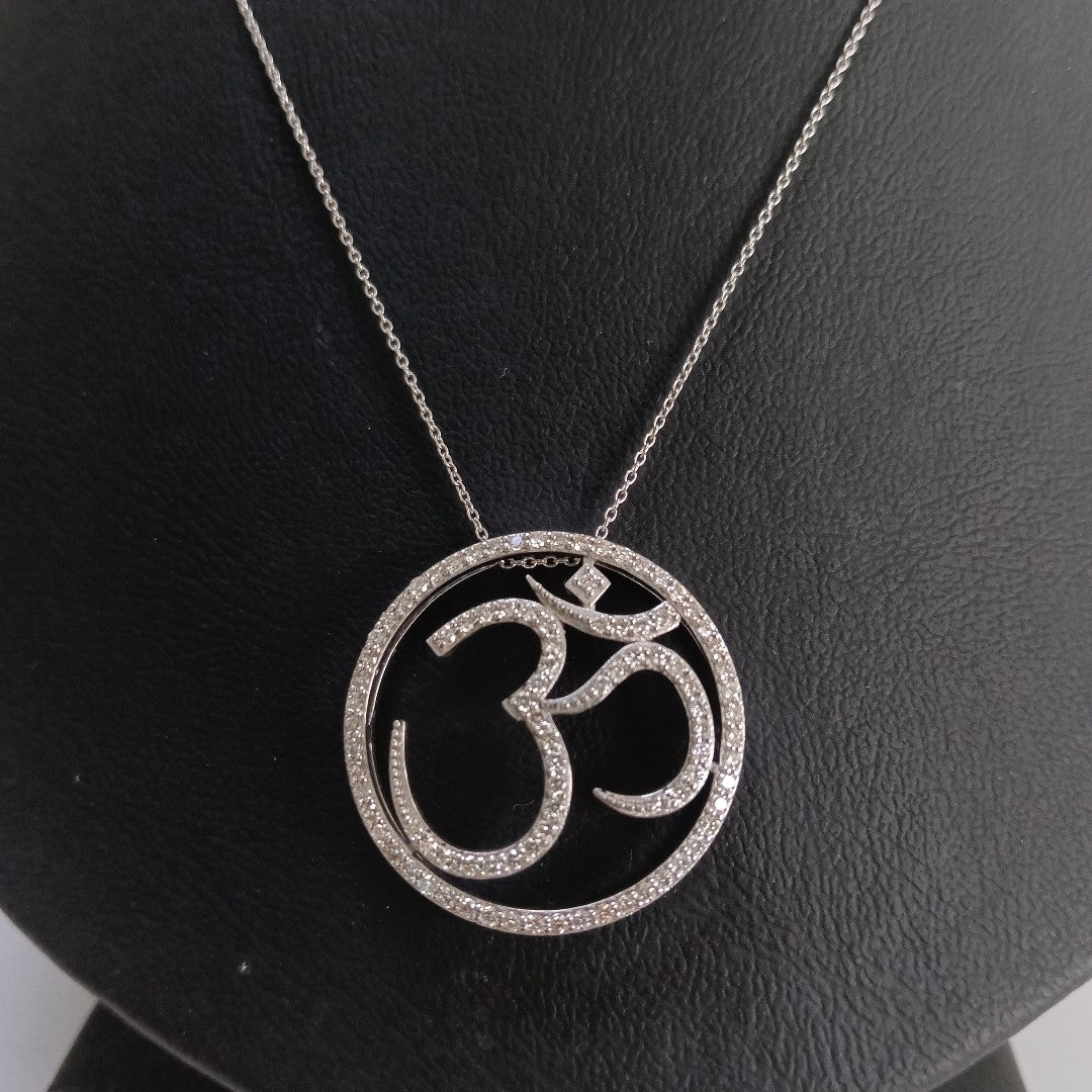 CADENA, DIJE ORO BLANCO 14 K 4.4 GRMS (SEMINUEVO)