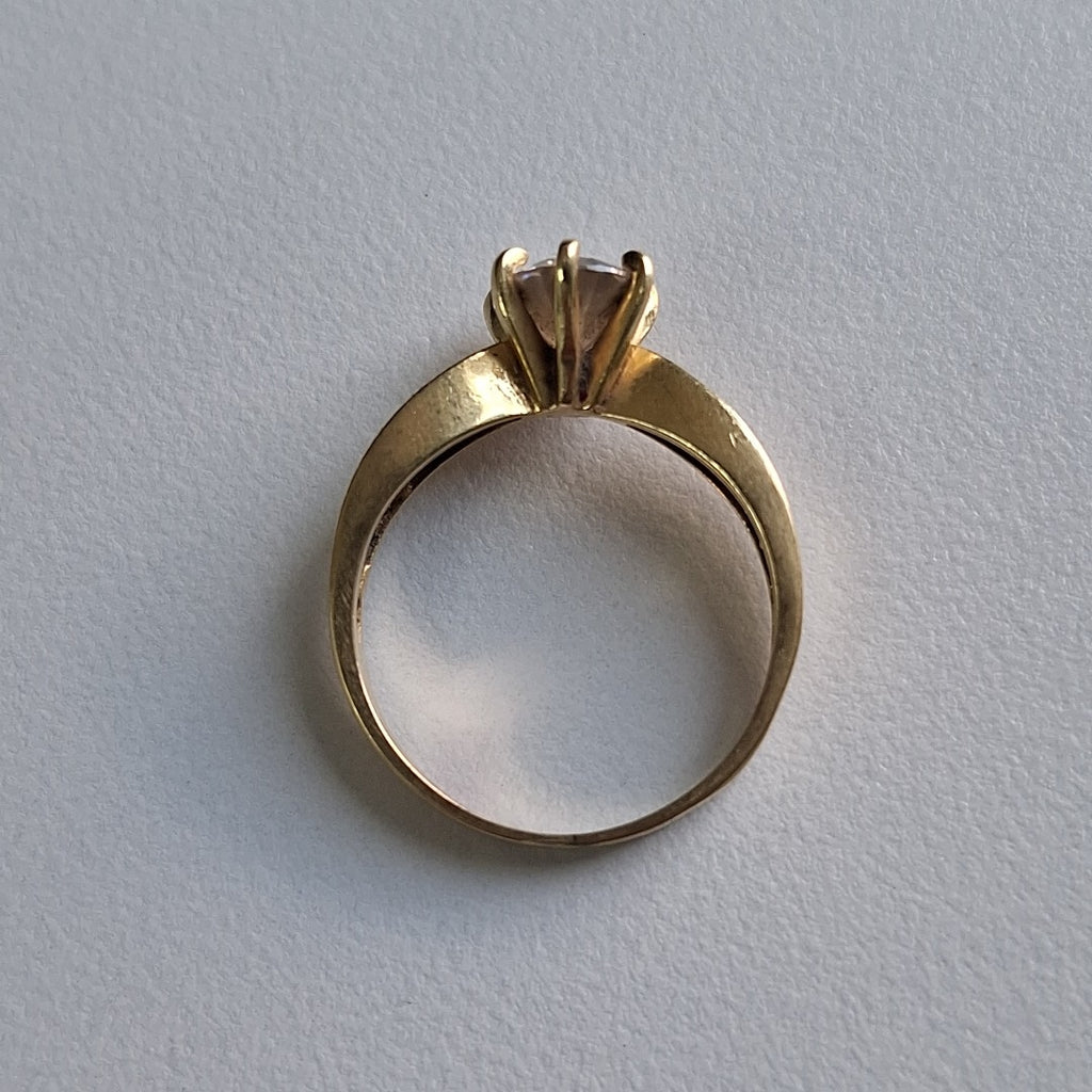 SOLITARIO ORO 14 K 2,60 GRMS (SEMINUEVO)