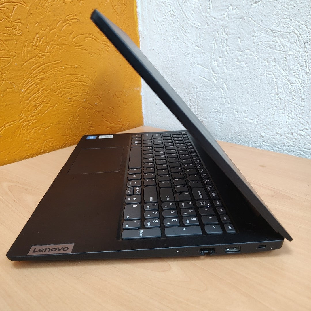 LAPTOP LENOVO V15 G2 IJL (2023) 256 GB SSD 4 GB RAM (SEMINUEVO)