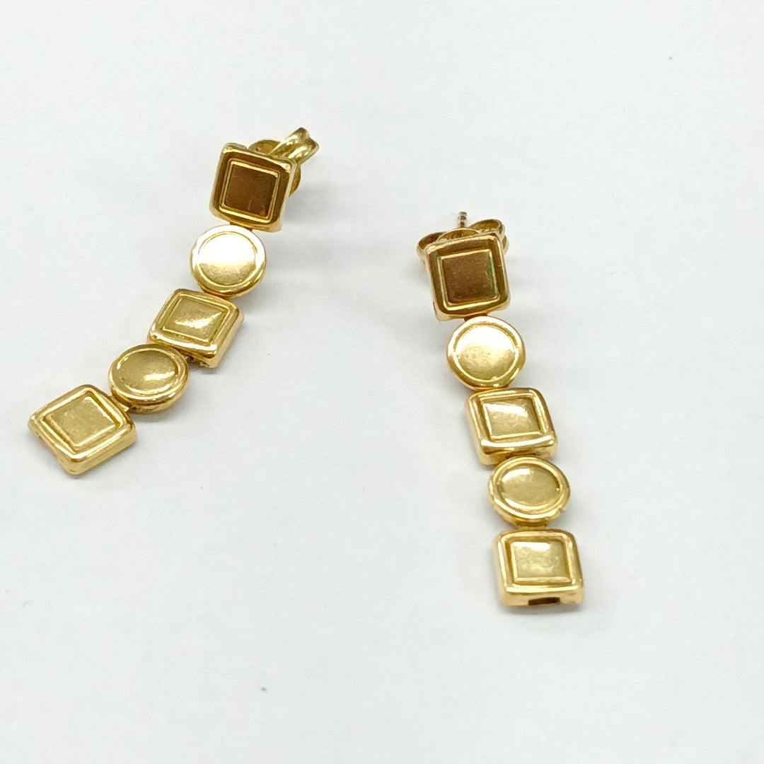 BROQUELES PAR ORO 18 K 4.3 GRMS (SEMINUEVO)