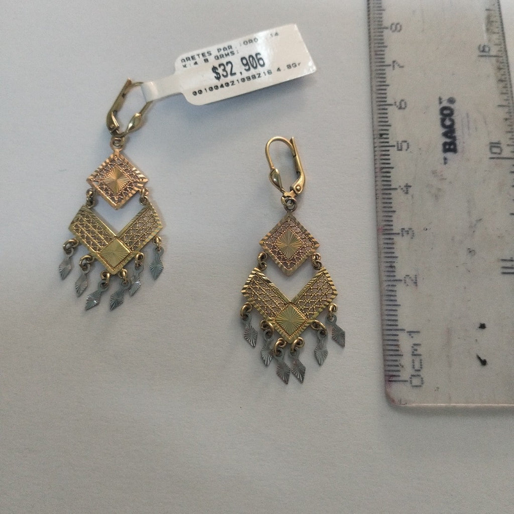 ARETES PAR ORO 14 K 4.8 GRMS (SEMINUEVO)