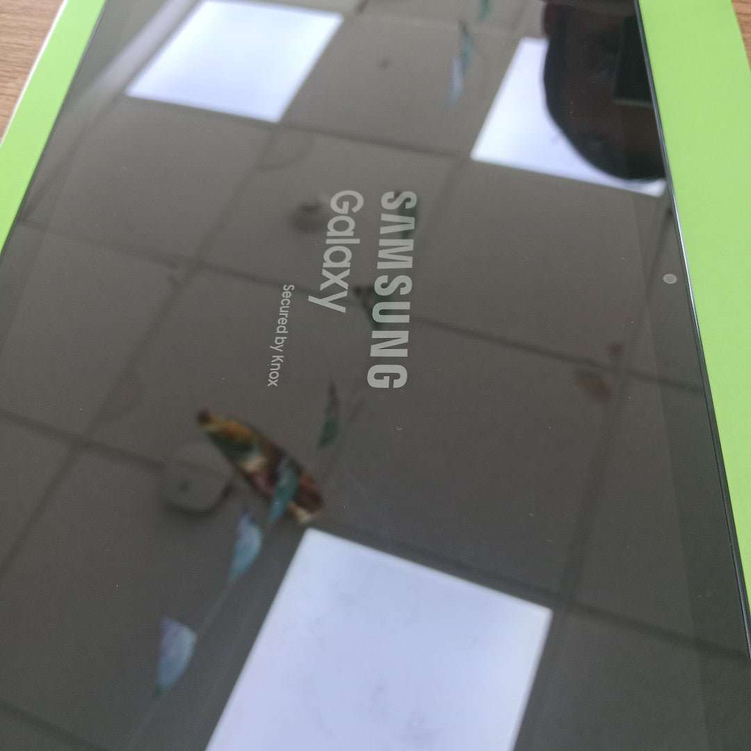 TABLETA SAMSUNG GALAXY TAB A11+ SM-X230 (2025) 128 GB 6 GB RAM (SEMINUEVO)