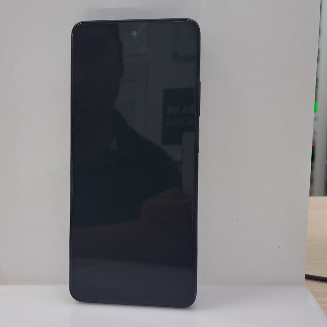 CELULAR OPPO A40 CPH2669 (2024) 256 GB 4 GB RAM (SEMINUEVO)