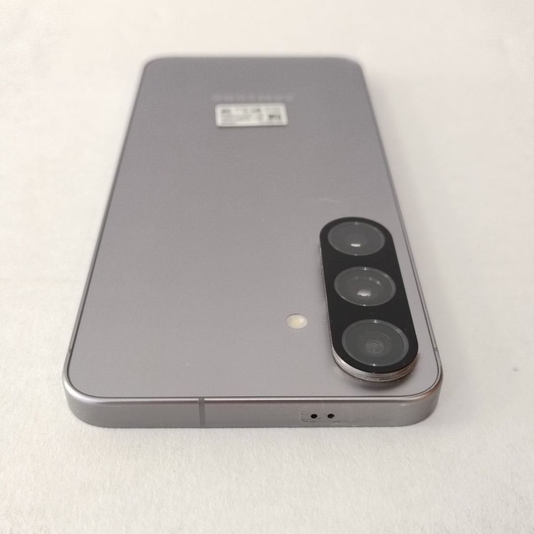 CELULAR SAMSUNG GALAXY S25 SM-S931U1 (2025) 128 GB 12 GB RAM (SEMINUEVO)