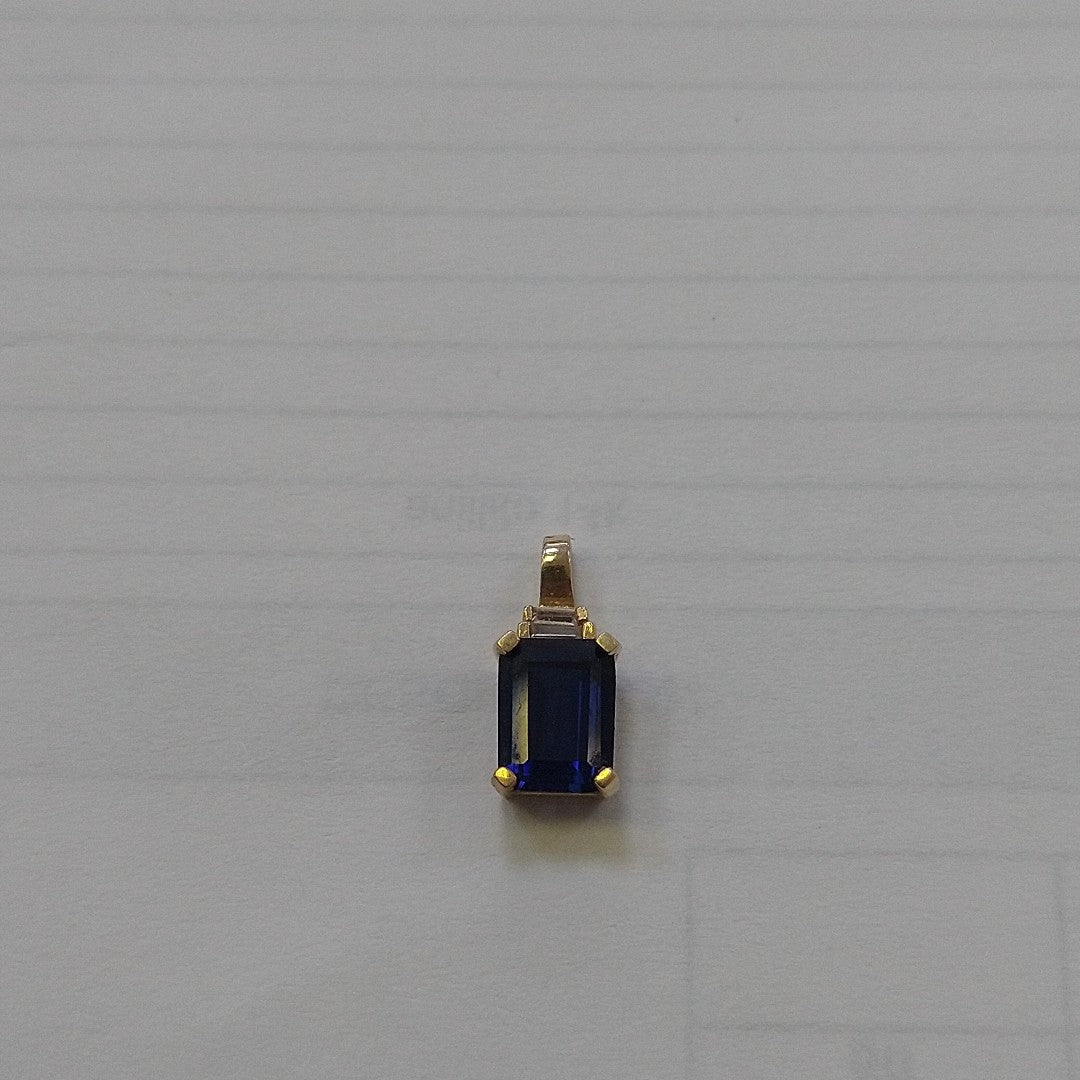 DIJE ORO 10 K 0,90 GRMS (SEMINUEVO)