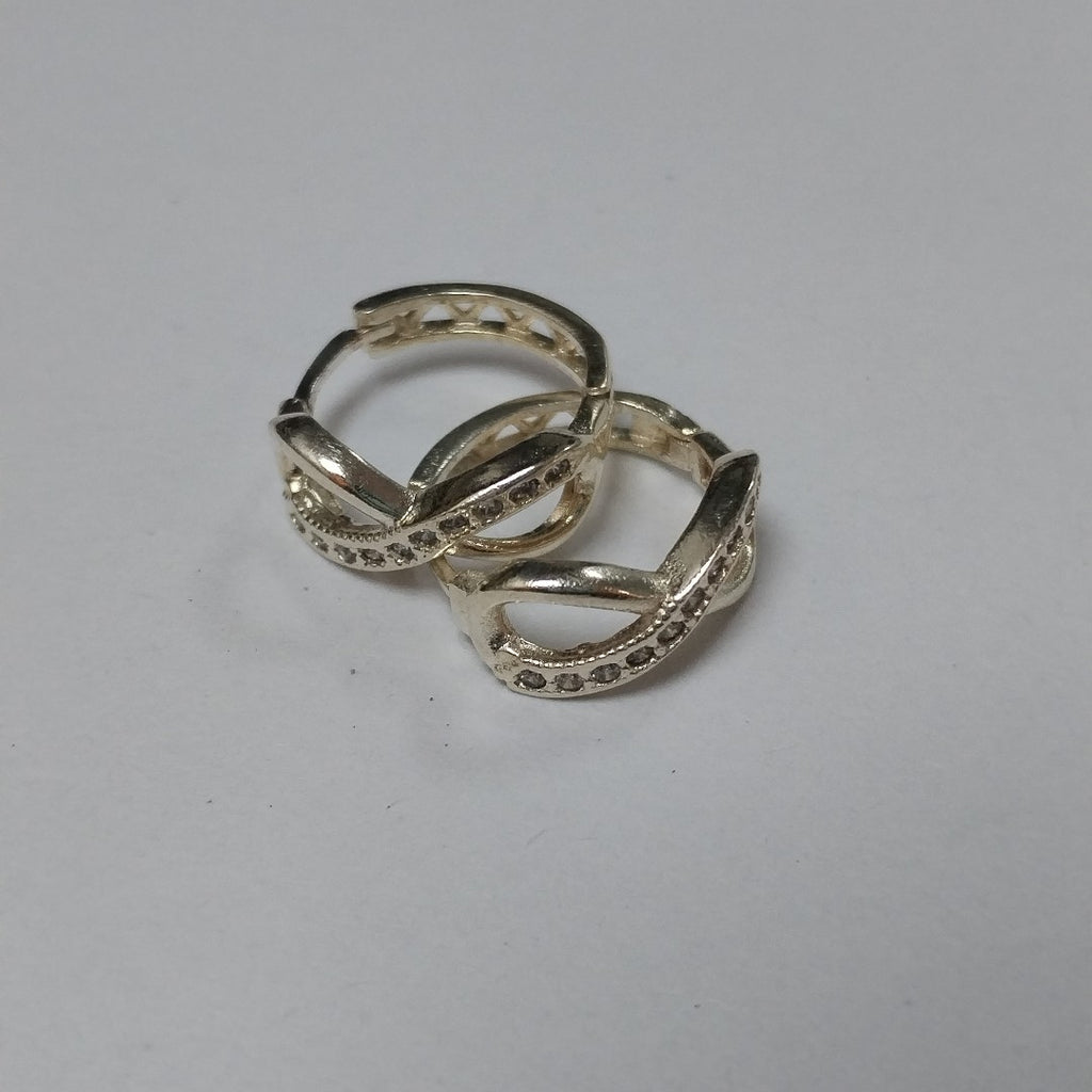 HUGGIES INFINITO CIRCONIAS PLATA .925 2.4 GR (NUEVO)