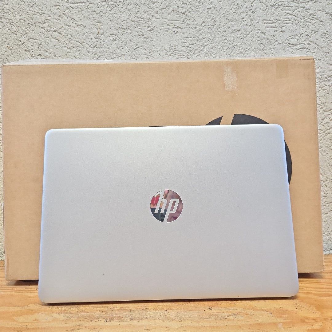 LAPTOP HP 14-DQ0530LA(2024) 256 GB SSD 8 GB RAM (SEMINUEVO)