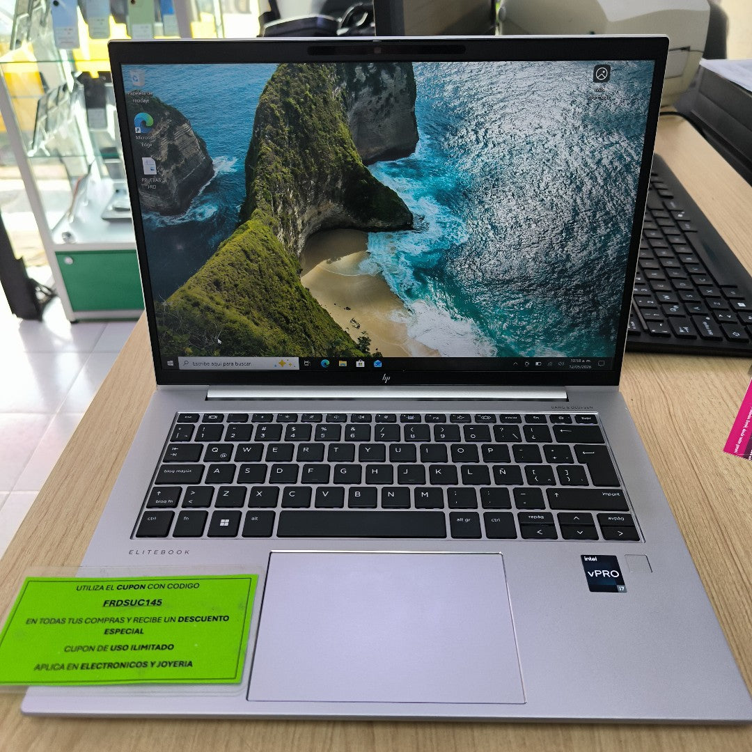 LAPTOP HP ELITEBOOK 840 G10 (2024) 256 GB SSD 16 GB RAM (SEMINUEVO)