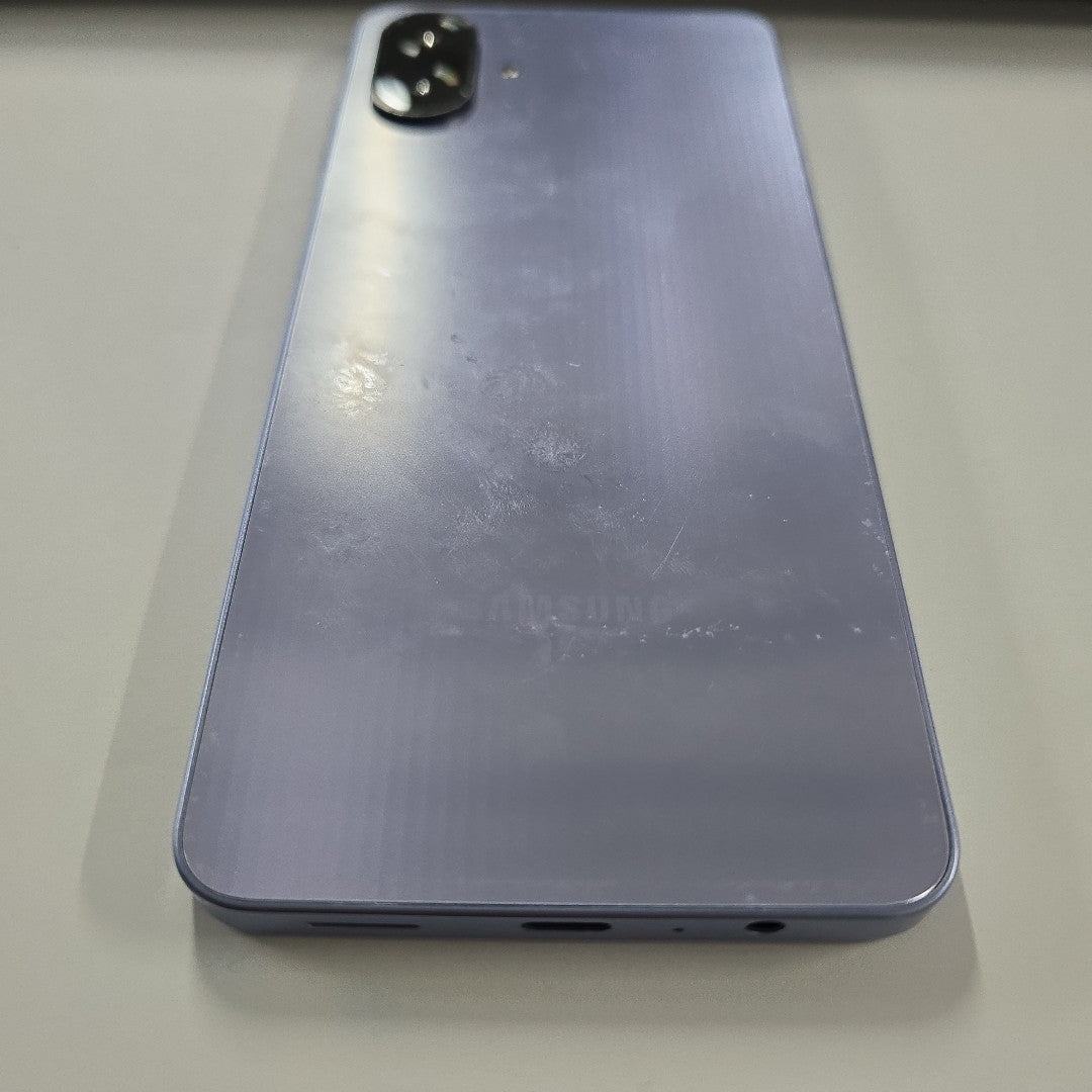 CELULAR SAMSUNG GALAXY A07 SM-A075M (2025) 64 GB 4 GB RAM (SEMINUEVO)
