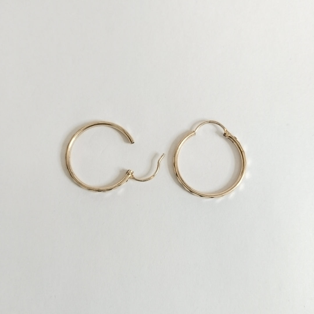 ARETES ARRACADAS ORO 10K 1.4 GR (NUEVO)