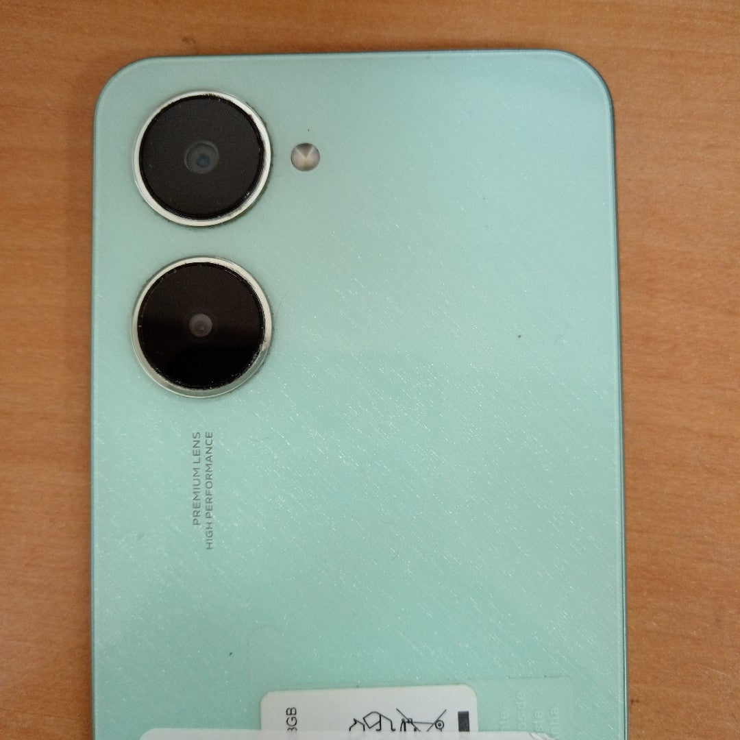 CELULAR VIVO Y03 V2332 (2024) 128 GB 4 GB RAM (SEMINUEVO)