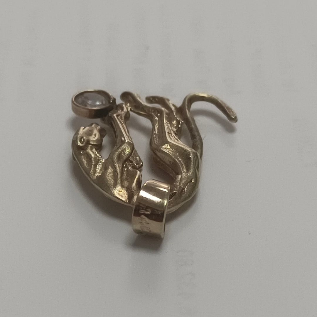 DIJE ORO 14 K 5.2 GRMS (SEMINUEVO)