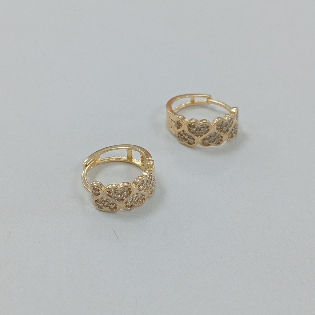 HUGGIES ORO 14K 2.7 (NUEVO)