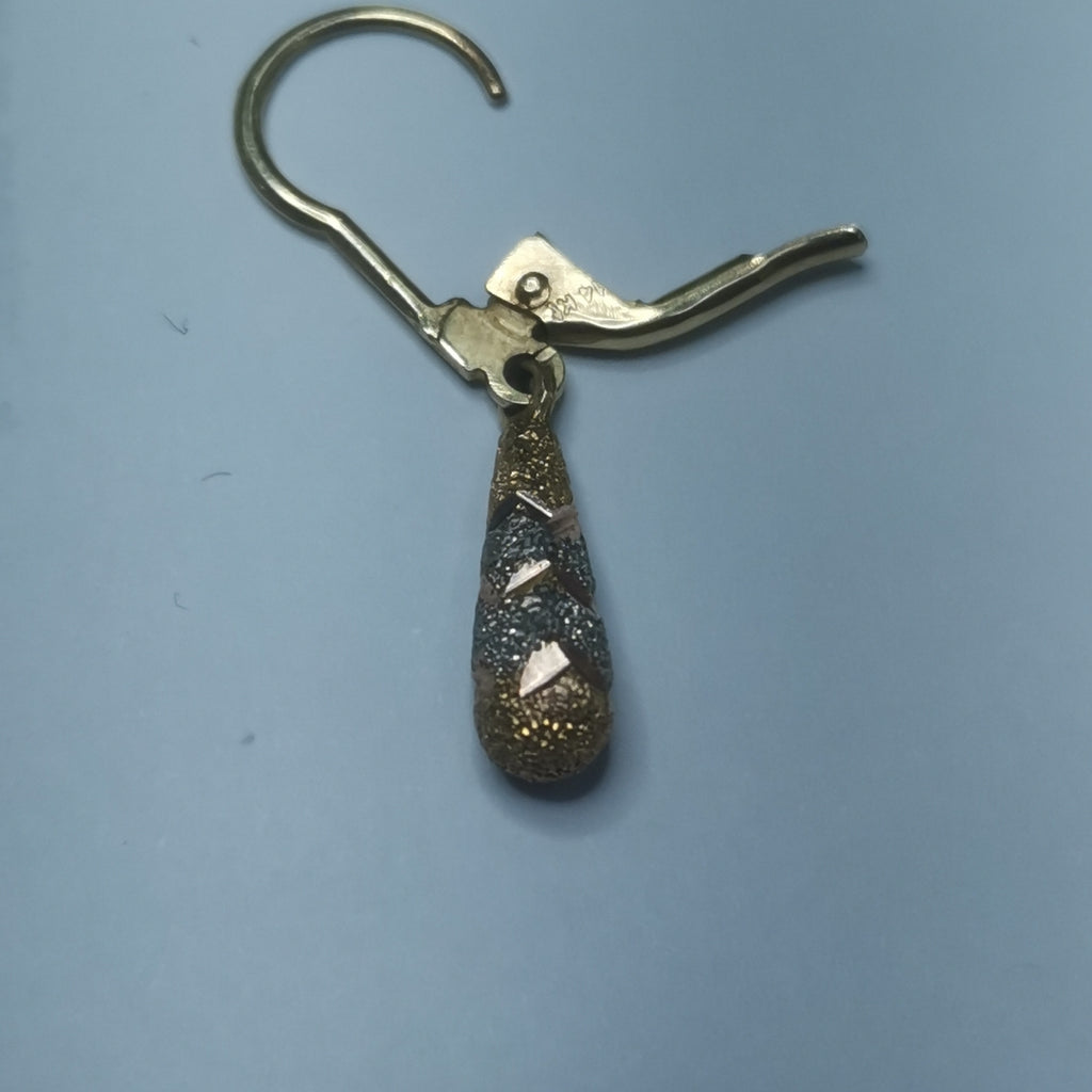 ARETES PAR ORO COMBINADO 14 K 2.4 GRMS (SEMINUEVO)