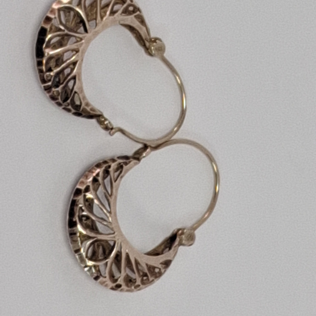 ARETES PAR ORO 8 K 2.7 GRMS (SEMINUEVO)