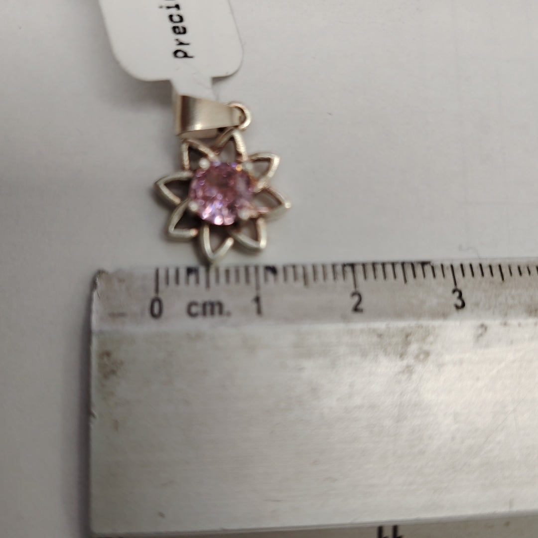 DIJE FLOR CON PIEDRA ROSA PLATA .925 2.1 GR (NUEVO)