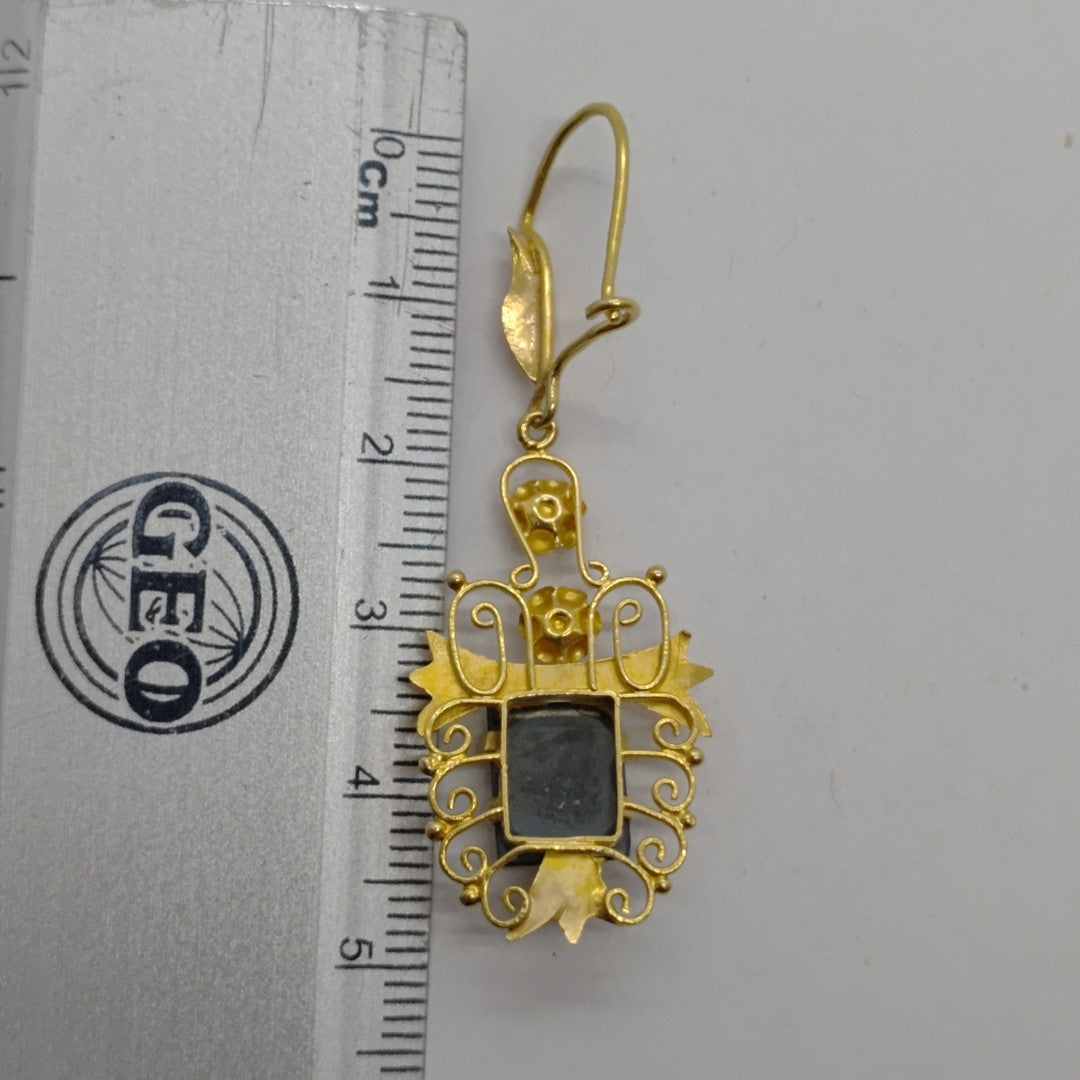 ARETES PAR ORO 18 K 5.4 GRMS (SEMINUEVO)