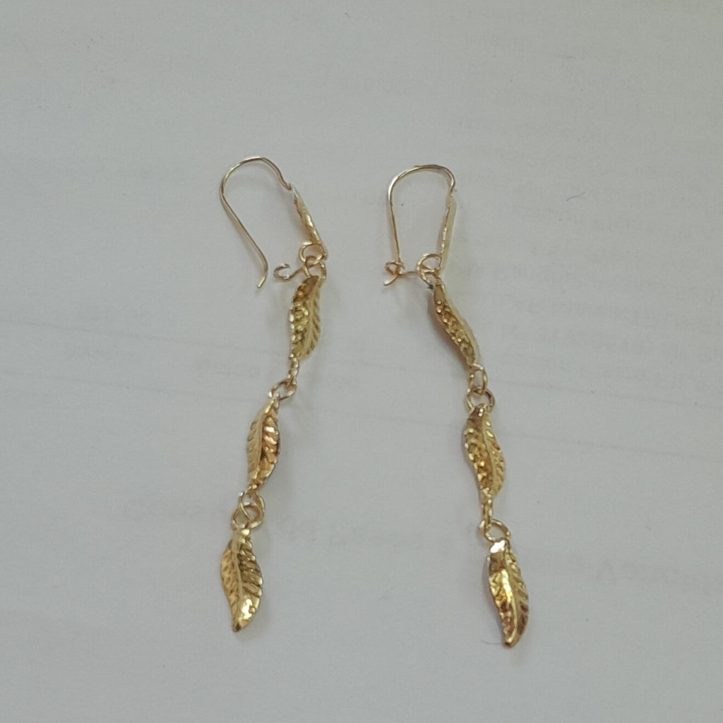 ARETES PAR ORO 10 K 1,00 GRMS (SEMINUEVO)