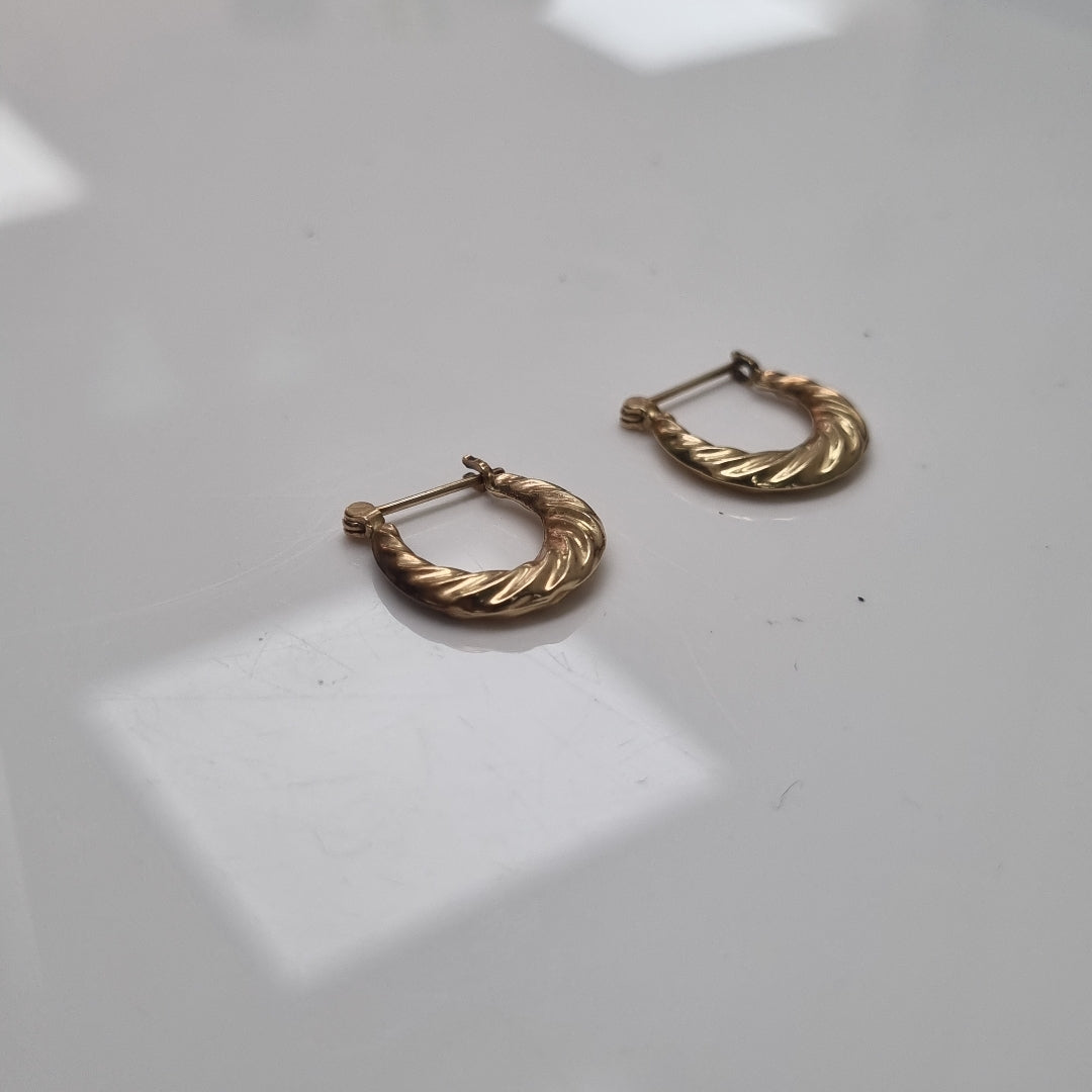 ARETES PAR ORO 14 K 1,20 GRMS (SEMINUEVO)