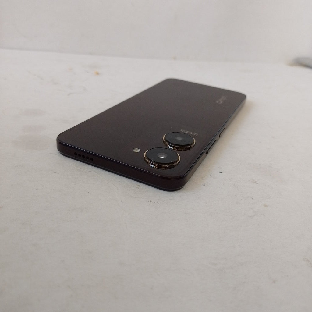 CELULAR VIVO Y18 V2333 256 GB 8 GB RAM (SEMINUEVO)