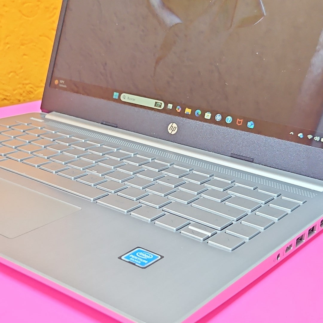 LAPTOP HP 14-DQ0505LA (2023) 256 GB SSD 8 GB RAM (SEMINUEVO)