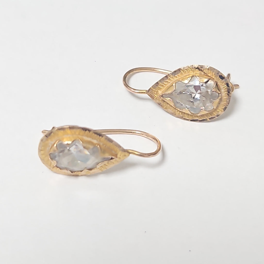 ARETES PAR ORO 10 K 3,30 GRMS (SEMINUEVO)