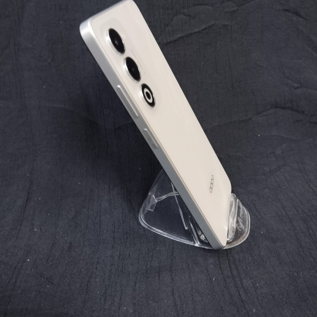 CELULAR OPPO A5 CPH2727 (2025) 256 GB 4 GB RAM (SEMINUEVO)