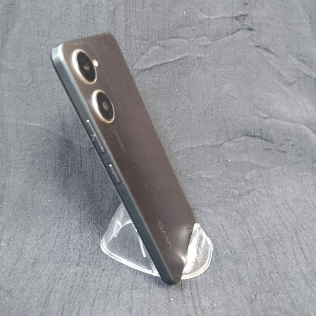 CELULAR VIVO Y03 V2332 (2024) 128 GB 4 GB RAM (SEMINUEVO)