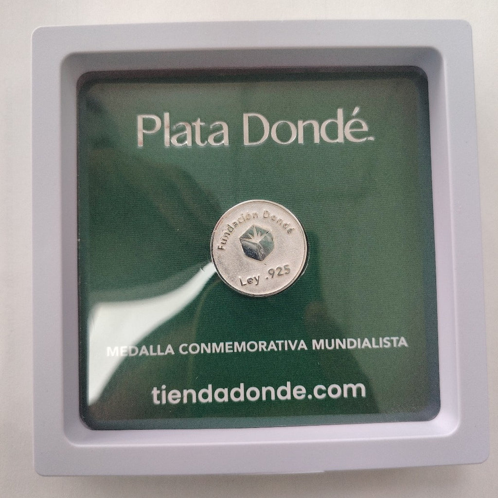 MEDALLA CONMEMORATIVA FRD FÚTBOL MOTIVO QUETZALCÓATL PLATA .925 11.9 GR (NUEVO)