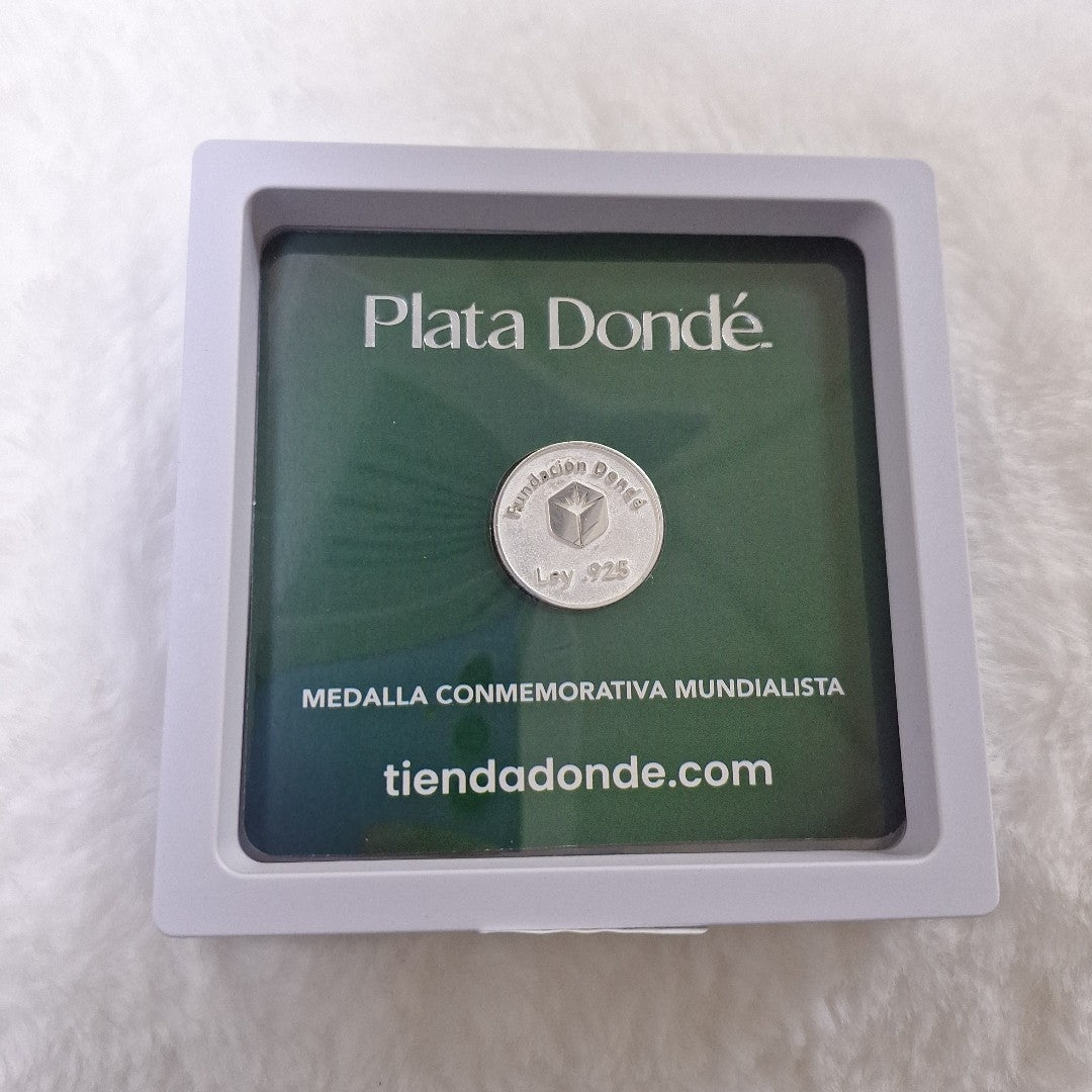 MEDALLA CONMEMORATIVA FRD FÚTBOL MOTIVO COLIBRI PLATA .925 8 GR (NUEVO)