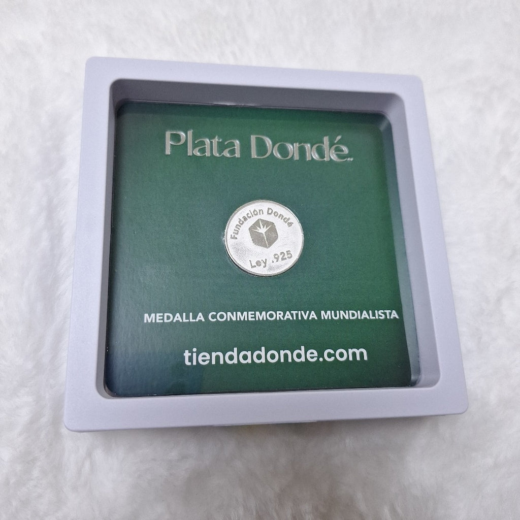 MEDALLA CONMEMORATIVA FRD FÚTBOL MOTIVO COLIBRI PLATA .925 8 GR (NUEVO)